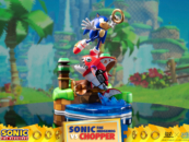 First 4 Figures Sonic vs. Chopper Available to Pre-Order