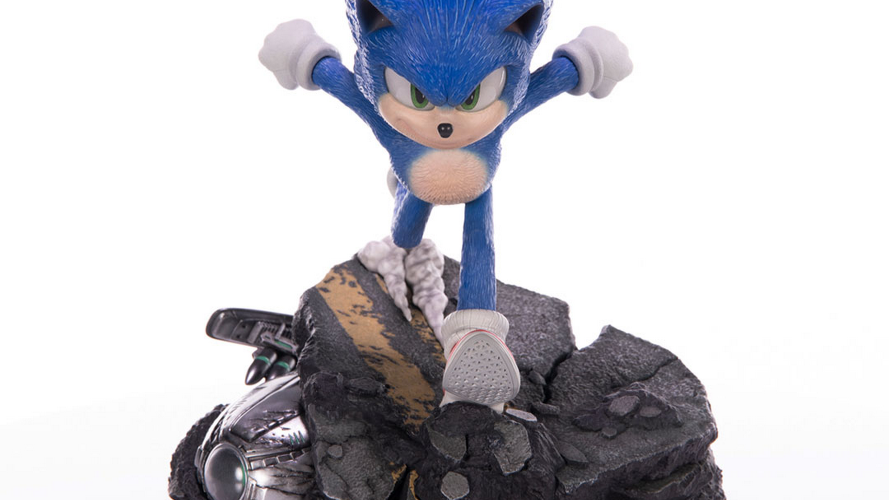 First 4 Figures Sonic the Hedgehog 2 - Sonic Standoff Pre-Orders to Open Soon
